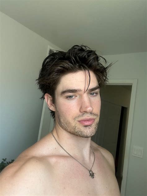 gay forfans|Wyatt Cushman .